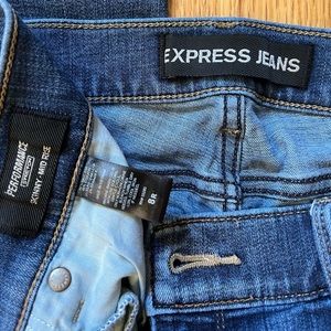 Express jeans, skinny, size 8r.